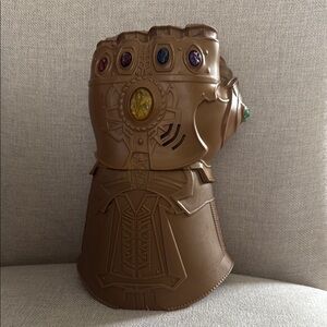 Thanos Gauntlet with light-up Colorful Stones